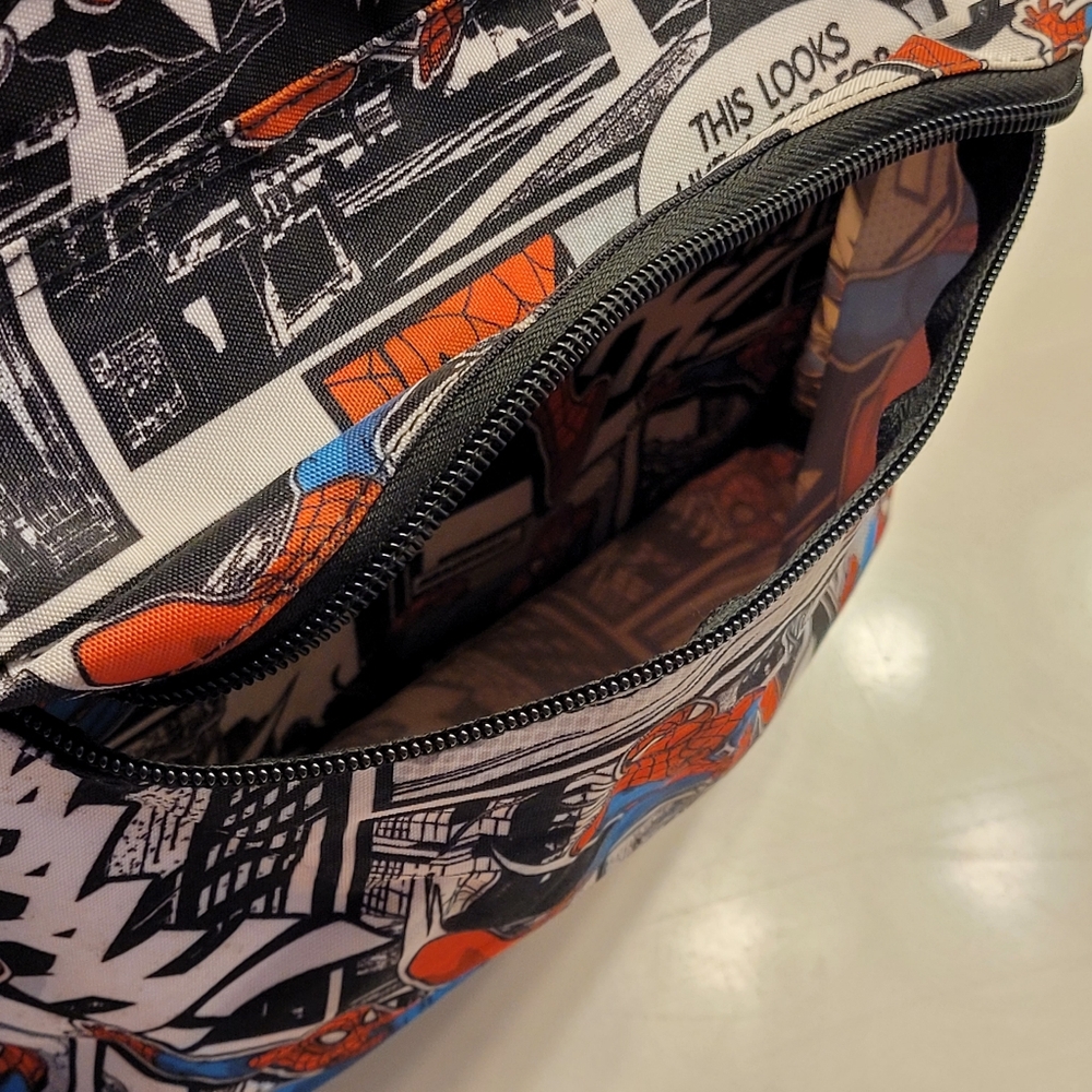 Spiderman Marvel Comic Graphic Print Backpack With Padded Adjustable Straps - Picture 10 of 16